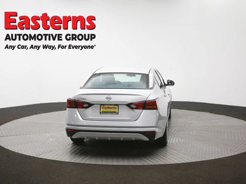 Used 2023 Nissan Altima 2.5 S FWD image 36