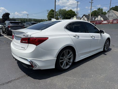 Used 2019 Acura TLX V6 SH-AWD w/ Advance Package image 5