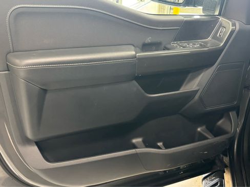 Used 2022 Ford F150 XLT w/ Equipment Group 302A High image 11