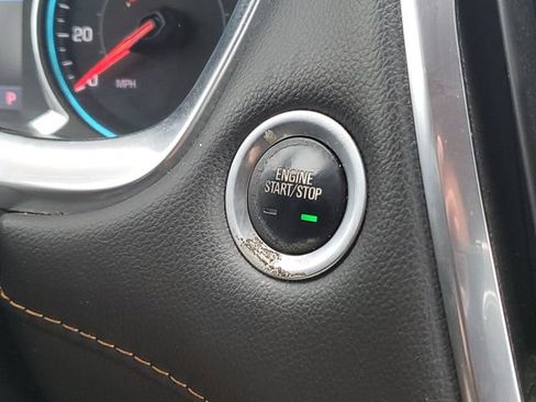 Used 2020 Chevrolet Traverse LT AWD/4WD image 13