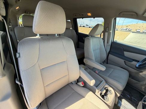Used 2015 Honda Odyssey EX image 12