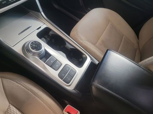 Used 2021 Ford Explorer 2WD image 26