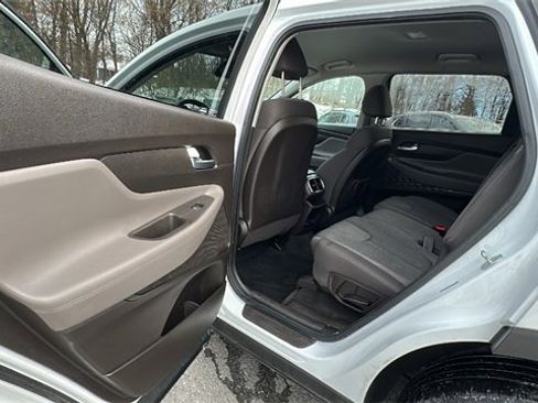 Used 2020 Hyundai Santa Fe SEL image 32
