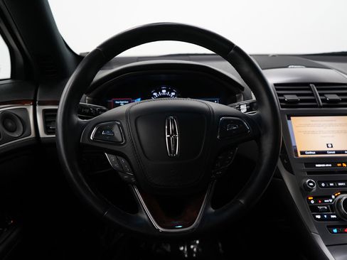 Used 2019 Lincoln MKZ Reserve image 14