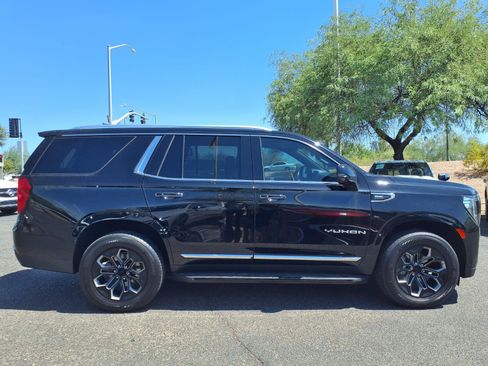 Used 2021 GMC Yukon SLT w/ SLT Luxury Plus Package AWD/4WD image 4