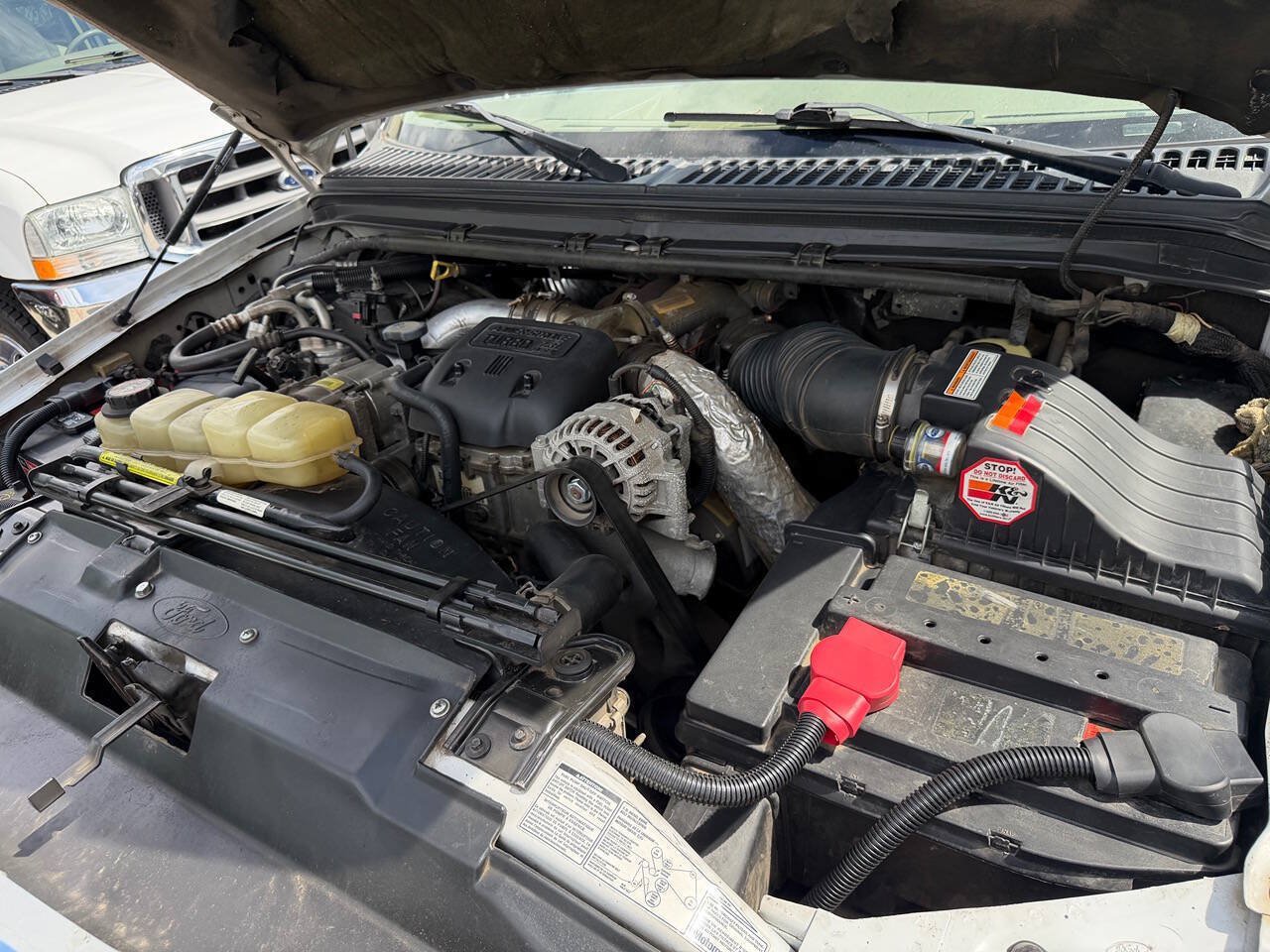 Used 2000 Ford Excursion Limited AWD/4WD image 16