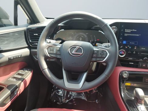 Used 2025 Lexus NX 350h AWD w/ Accessory Package (Z2) image 12