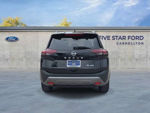 Used 2023 Nissan Rogue SL AWD/4WD image 7