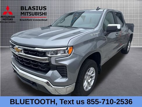 Used 2023 Chevrolet Silverado 1500 LT AWD/4WD image 11