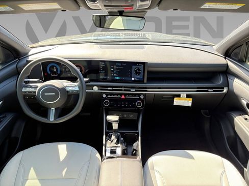 New 2026 Hyundai Santa Cruz SEL FWD image 2