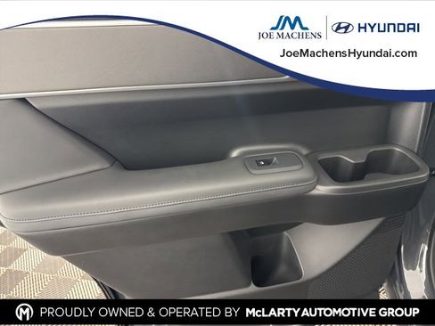 Used 2025 Hyundai Santa Fe SEL image 22