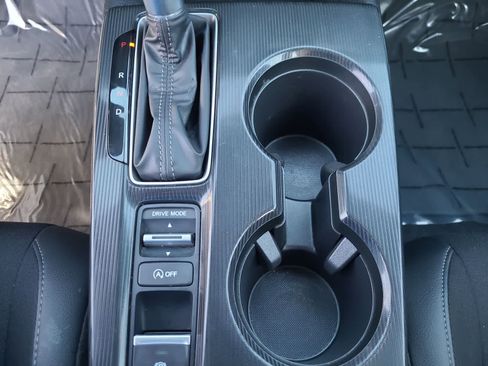 Used 2025 Honda Civic Sport image 25