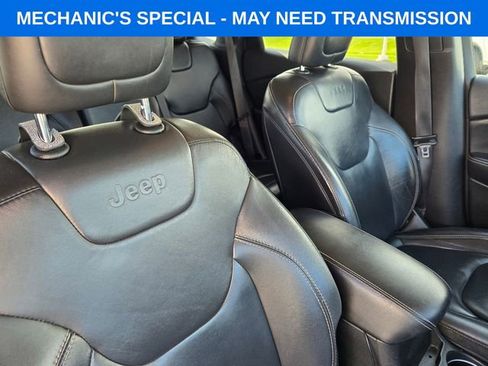 Used 2015 Jeep Cherokee Limited AWD/4WD image 19