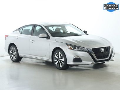 Used 2021 Nissan Altima 2.5 SV w/ SV Premium Package
