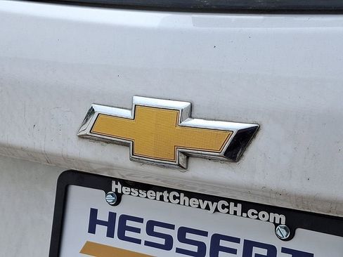 Certified 2023 Chevrolet Equinox LS w/ LS Convenience Package image 9