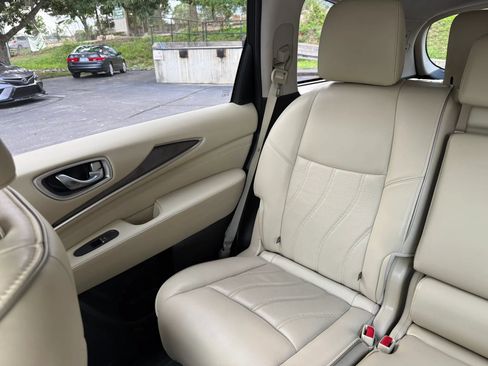 Used 2017 INFINITI QX60 Luxe w/ Premium Plus Package AWD/4WD image 30