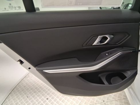 New 2026 BMW 330i Sedan w/ Convenience Package RWD image 91