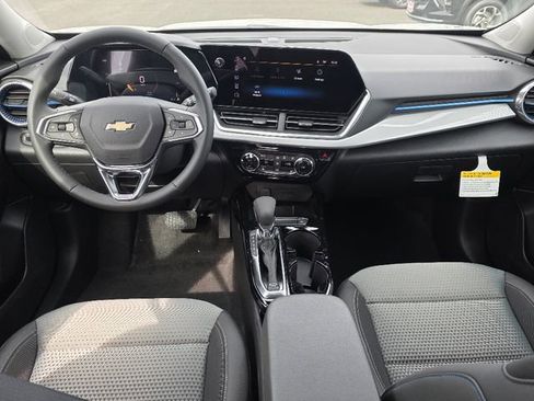 New 2026 Chevrolet Trax LT w/ Driver Confidence Package image 2
