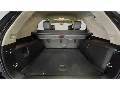 Used 2017 Chevrolet Equinox Premier w/ Enhanced Convenience Package AWD/4WD image 17