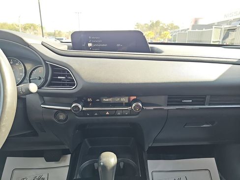 Used 2022 MAZDA CX-30 AWD 2.5 S w/ Preferred Package image 24