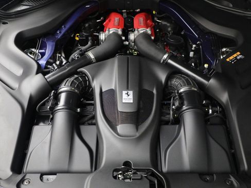 Certified 2025 Ferrari Roma Spider image 32