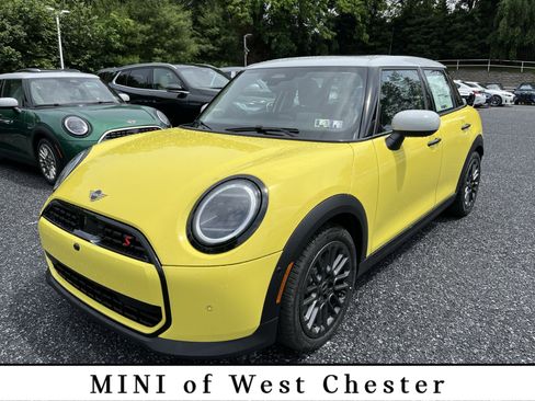 Used 2025 MINI Cooper S image 1