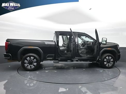 Used 2024 GMC Sierra 2500 Denali w/ Technology Package AWD/4WD image 27