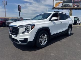 Used 2023 GMC Terrain SLE w/ Driver Convenience Package FWD video 2