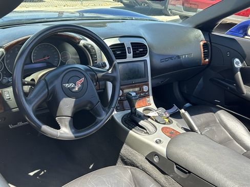 Used 2005 Chevrolet Corvette Convertible w/ Preferred Equipment Group RWD image 13