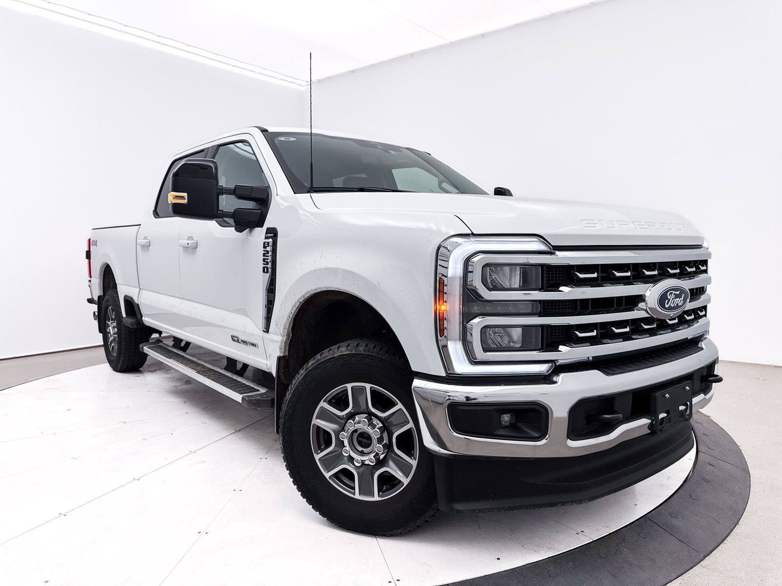 Used 2024 Ford F250 Lariat AWD/4WD image 1
