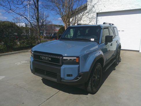 Used 2026 Toyota Land Cruiser w/ Premium Package image 6