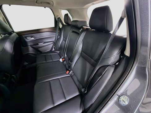 Used 2023 Nissan Rogue SV w/ SV Premium B Package FWD image 27
