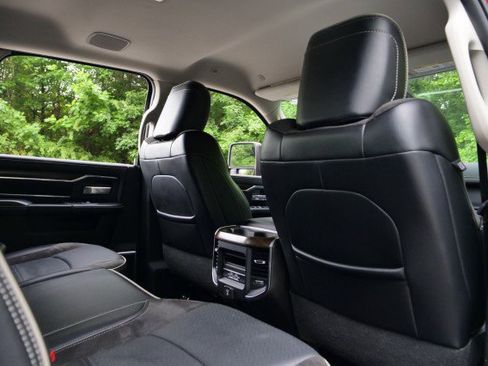 Used 2024 RAM 3500 Laramie image 33