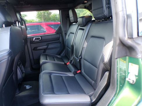 Used 2025 Ford Bronco Outer Banks w/ Sasquatch Package AWD/4WD image 8
