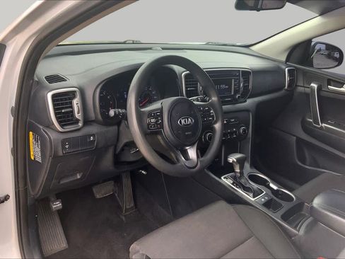 Used 2018 Kia Sportage LX FWD image 18