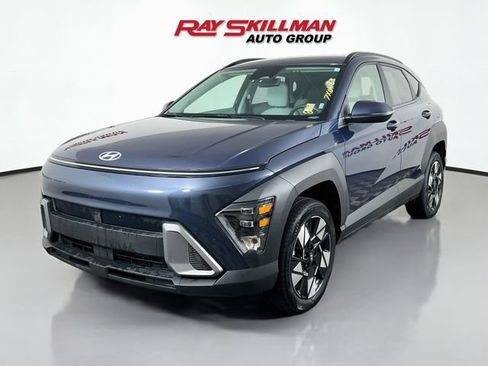 Used 2025 Hyundai Kona SEL AWD/4WD image 3