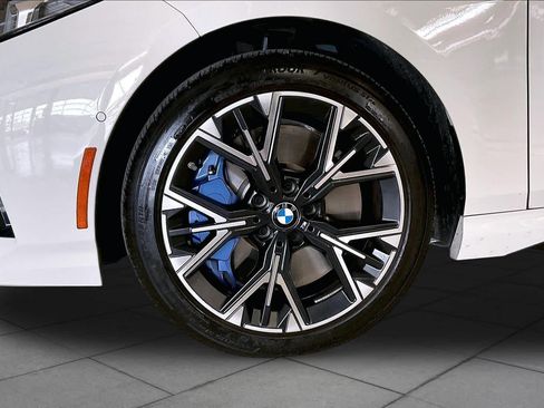 Used 2025 BMW M235i xDrive AWD/4WD image 10