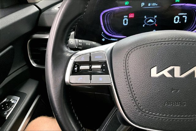 Used 2025 Kia Telluride S AWD/4WD image 26