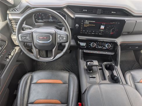 Used 2025 GMC Sierra 1500 AT4 w/ AT4 Premium Package image 6