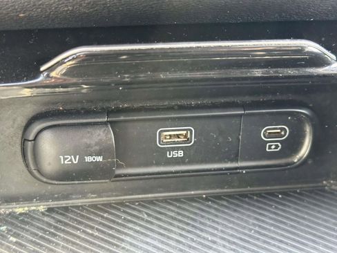 Used 2023 Kia Sportage LX image 21