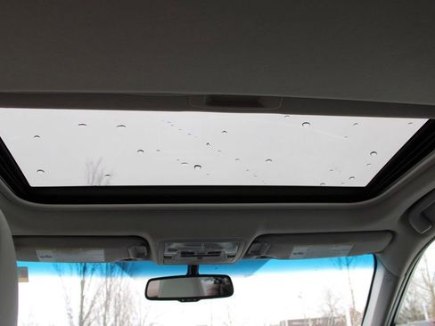 Used 2012 Toyota Camry XLE image 26