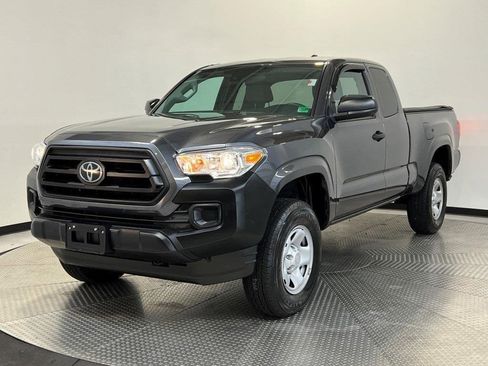 Used 2021 Toyota Tacoma SR image 3
