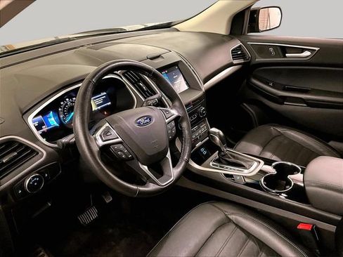 Used 2017 Ford Edge SEL w/ Equipment Group 201A FWD image 12
