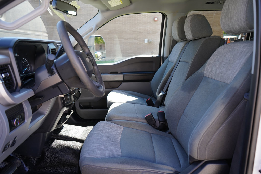 Used 2024 Ford F550 4x4 Crew Cab Super Duty w/ XLT Value Package image 13