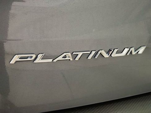 Used 2024 Ford Escape Platinum AWD/4WD image 36