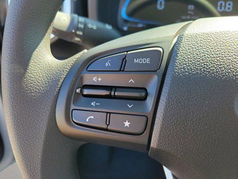 New 2026 Hyundai Venue SE image 13