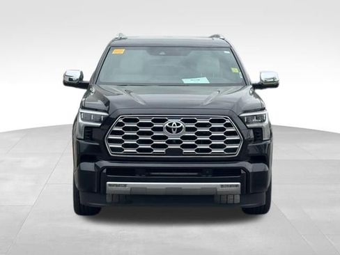 Used 2024 Toyota Sequoia Capstone image 11
