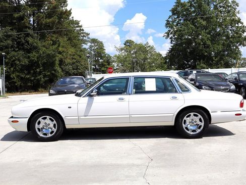 Used 2003 Jaguar XJ8 L RWD image 4