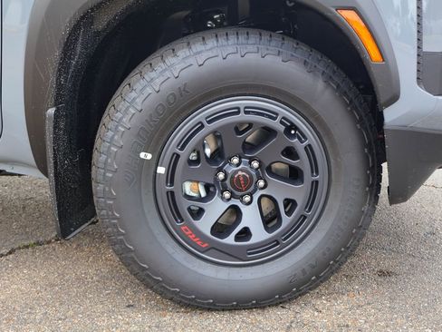New 2026 Nissan Frontier Pro-X RWD image 18