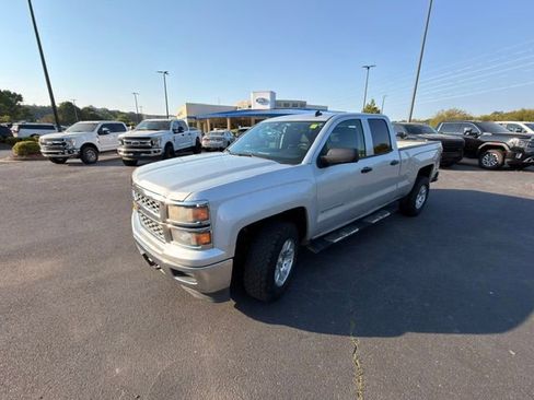 Used 2014 Chevrolet Silverado 1500 LT w/ LT Convenience Package AWD/4WD image 10